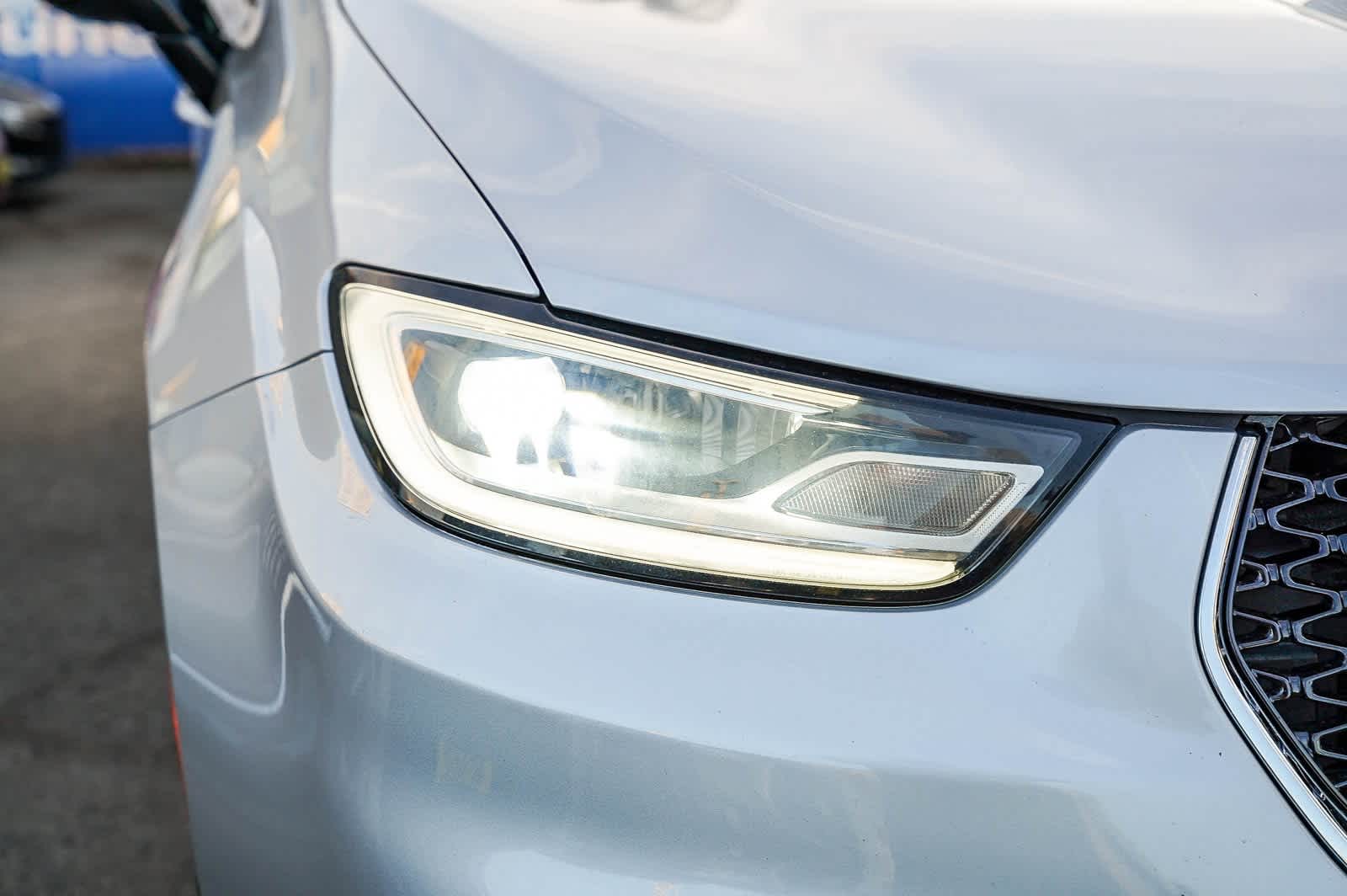 Thumbnail: 2023 Chrysler Pacifica - 4