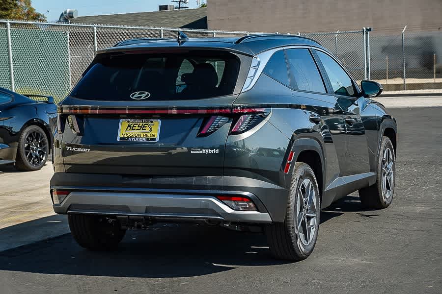 Thumbnail: 2025 Hyundai Tucson - 4