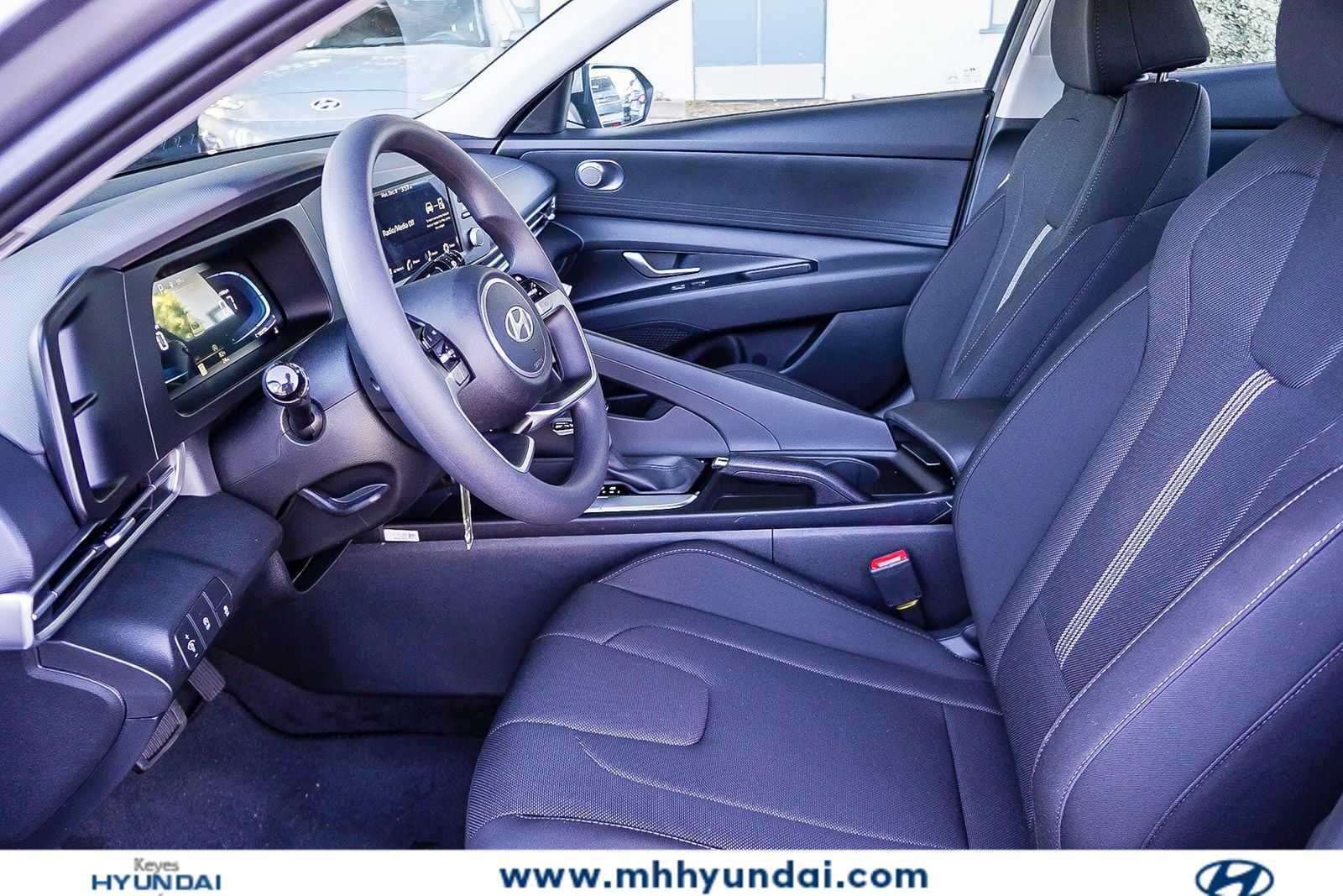 Thumbnail: 2026 Hyundai Elantra - 21