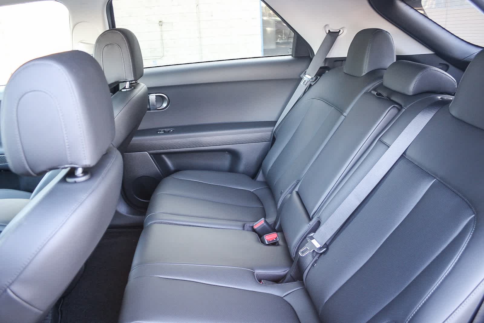 Thumbnail: 2025 Hyundai Ioniq 5 - 13