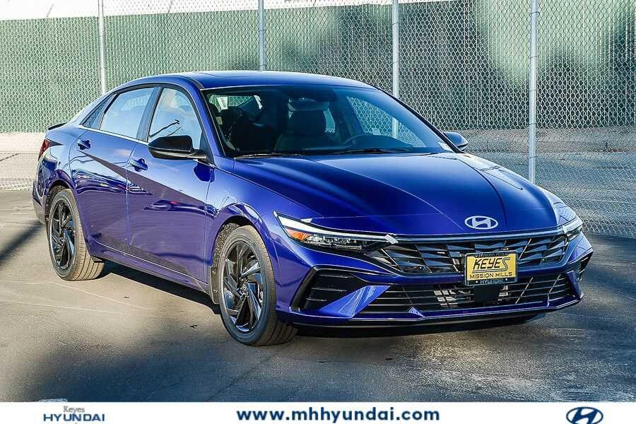 Thumbnail: 2026 Hyundai Elantra - 3