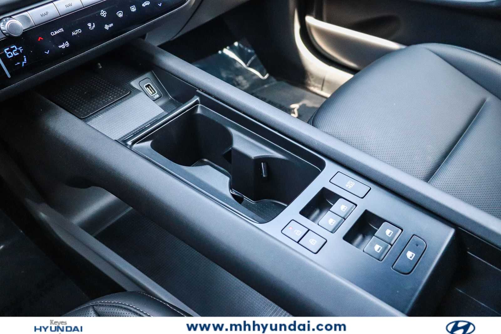 Thumbnail: 2024 Hyundai Ioniq 6 - 22