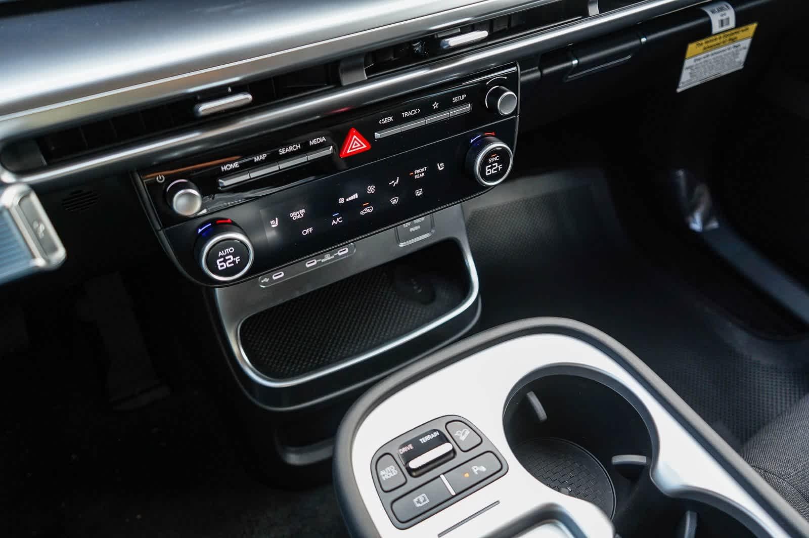 Thumbnail: 2026 Hyundai Ioniq - 24