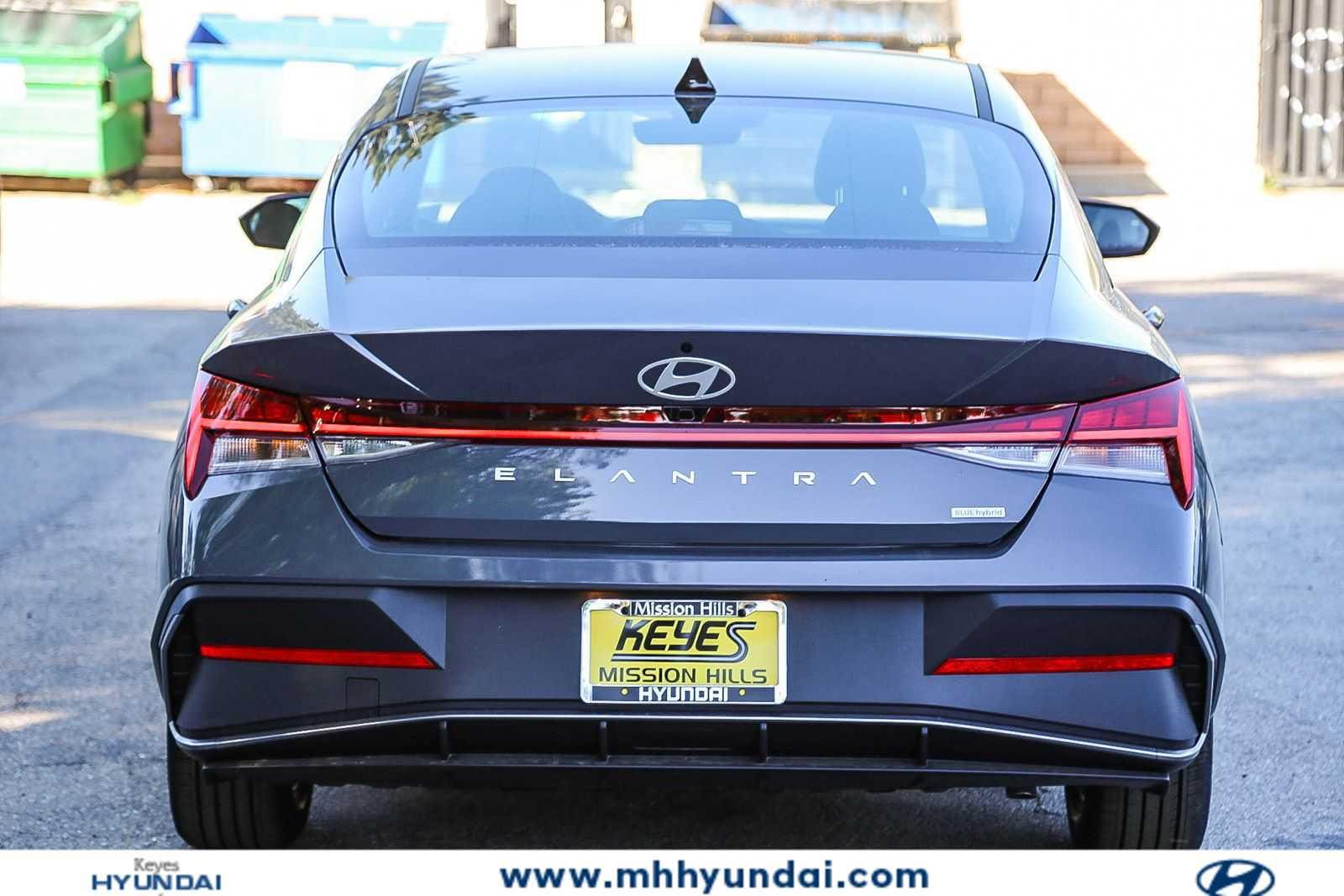 Thumbnail: 2026 Hyundai Elantra - 5