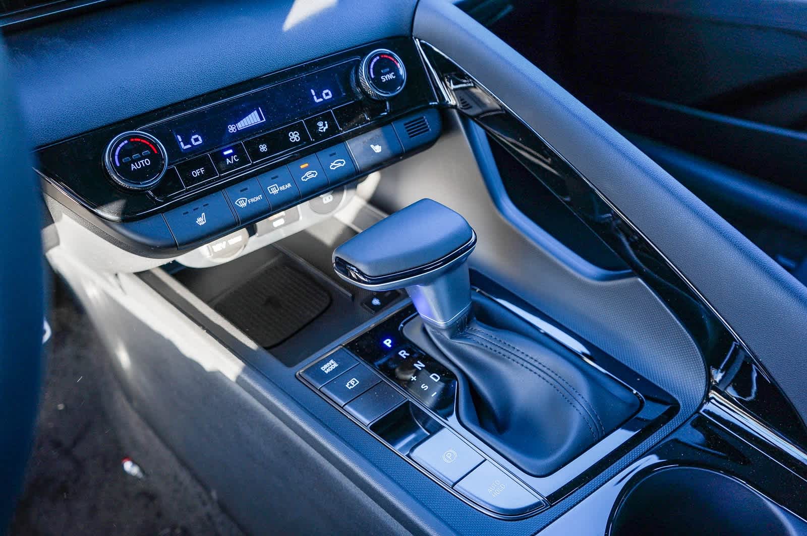 Thumbnail: 2026 Hyundai Elantra - 25