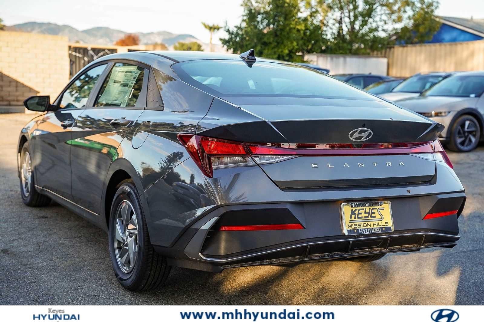 Thumbnail: 2026 Hyundai Elantra - 8