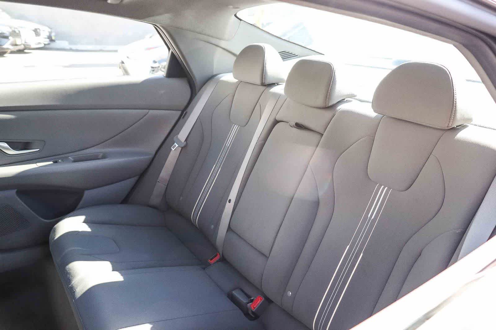 Thumbnail: 2025 Hyundai Elantra - 19