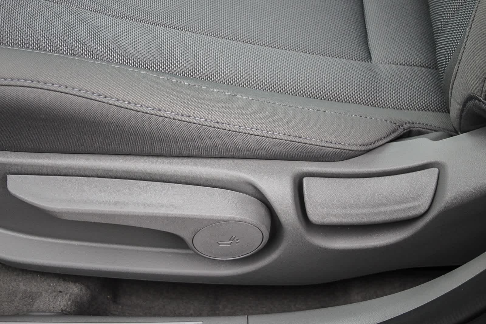 Thumbnail: 2025 Hyundai Elantra - 27