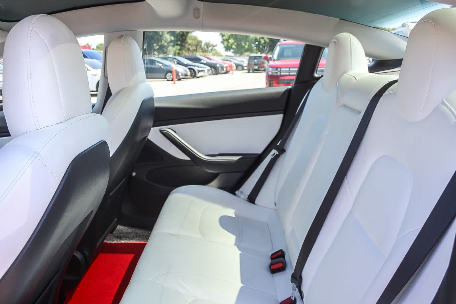 Thumbnail: 2020 Tesla Model 3 - 12