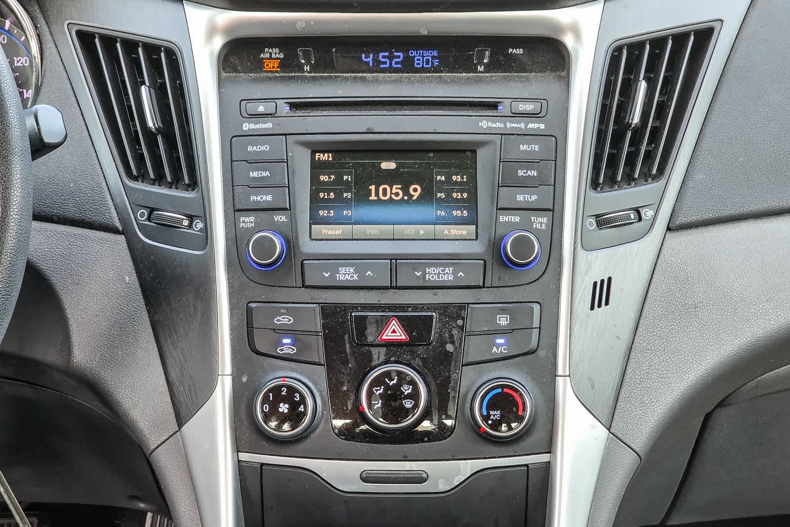Thumbnail: 2014 Hyundai Sonata - 15