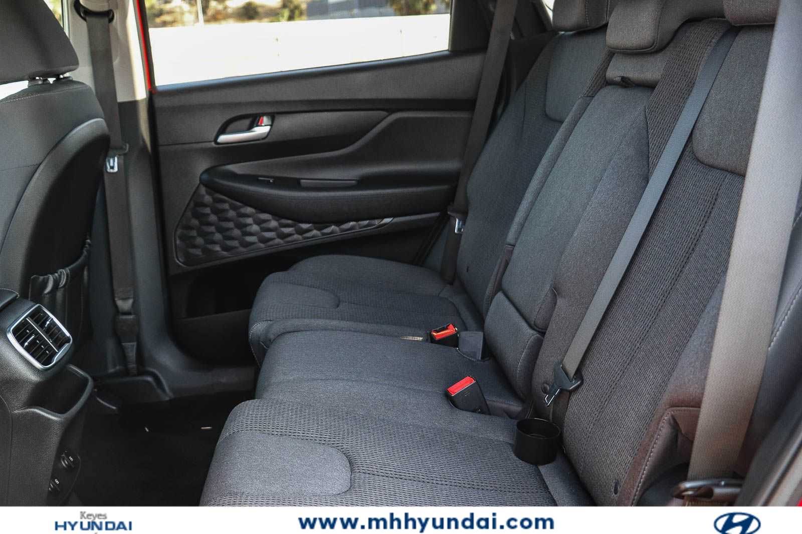 Thumbnail: 2019 Hyundai Santa Fe - 17