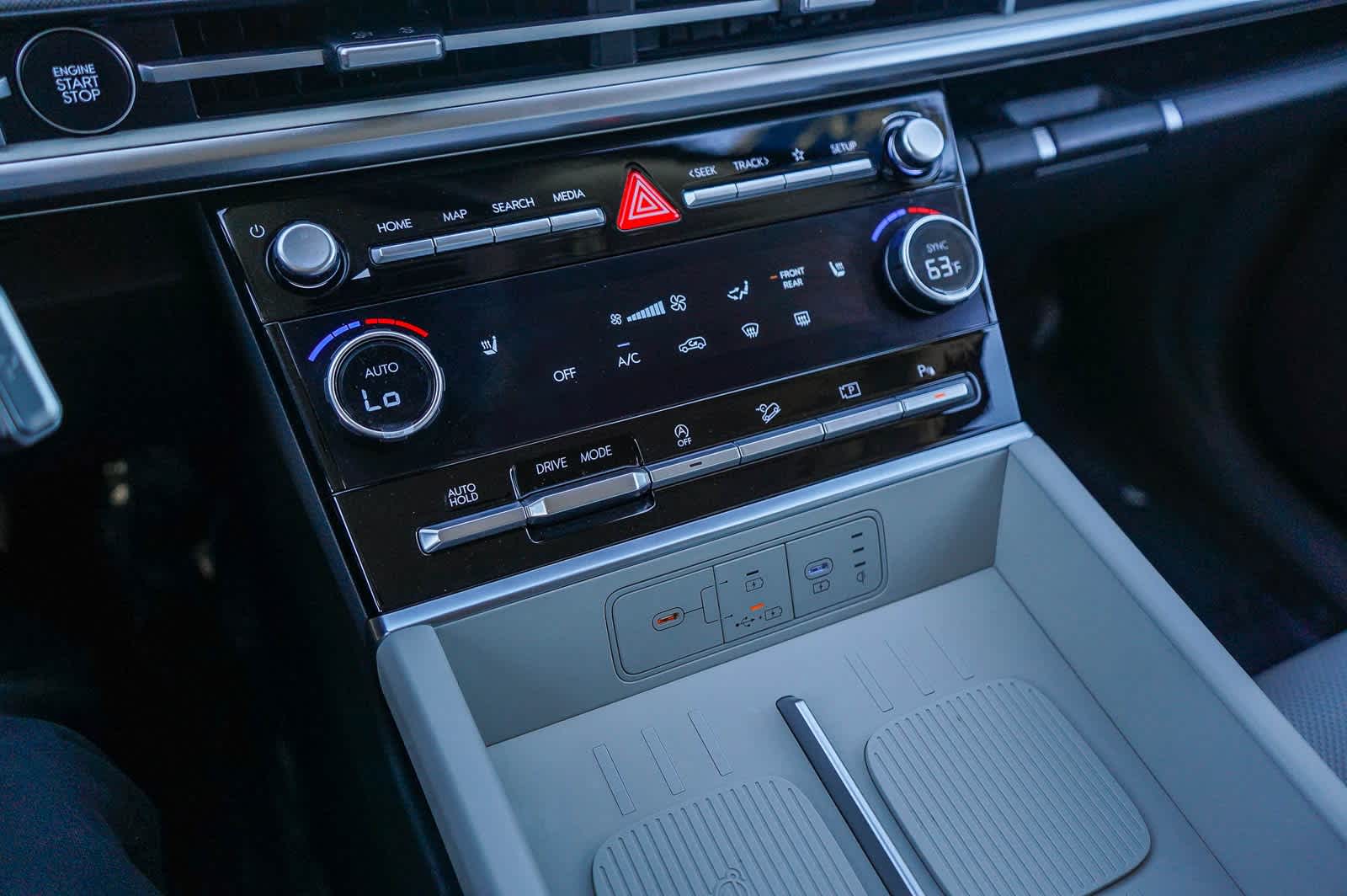 Thumbnail: 2025 Hyundai Santa Fe - 23