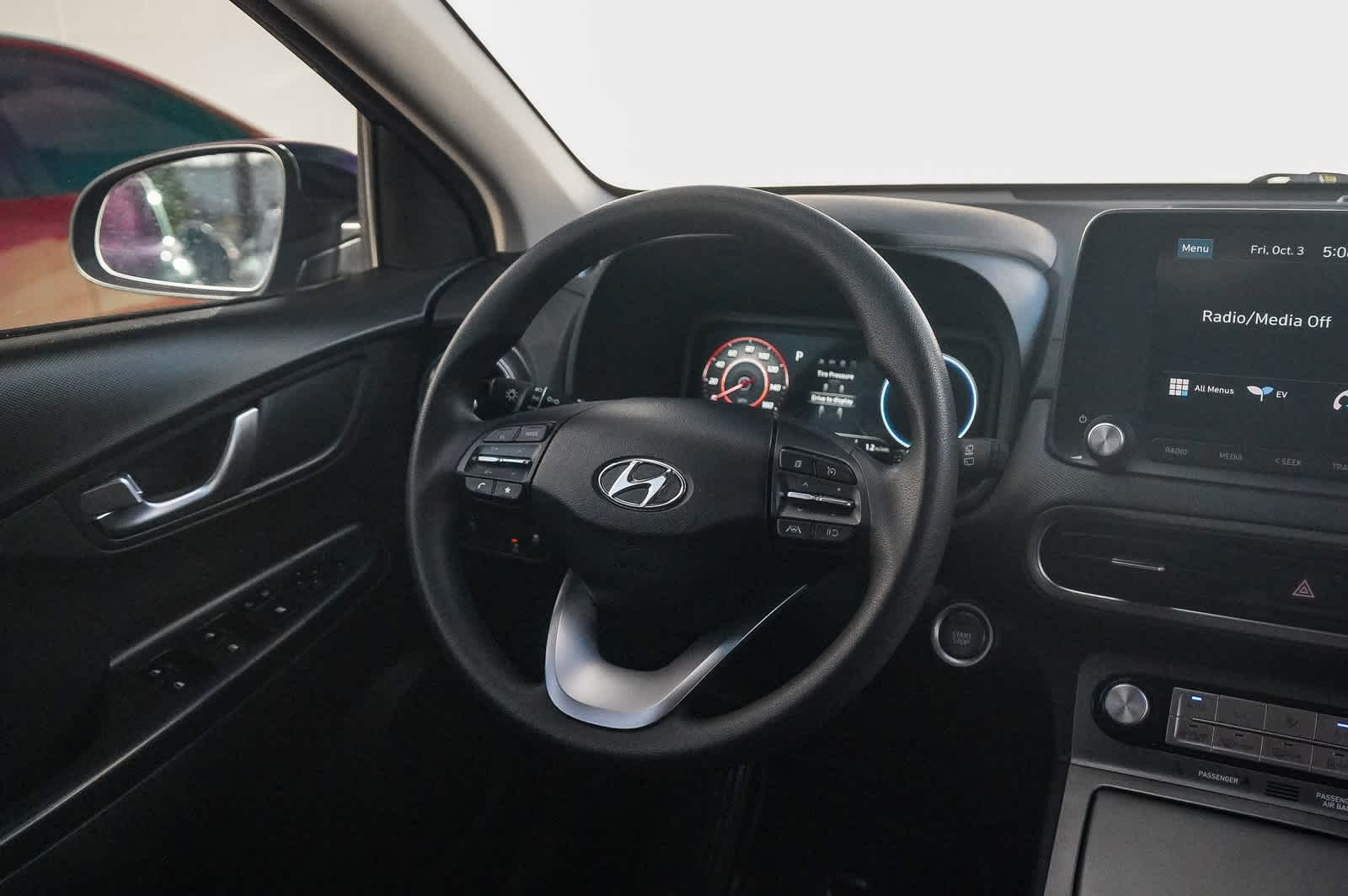 Thumbnail: 2023 Hyundai Kona - 16