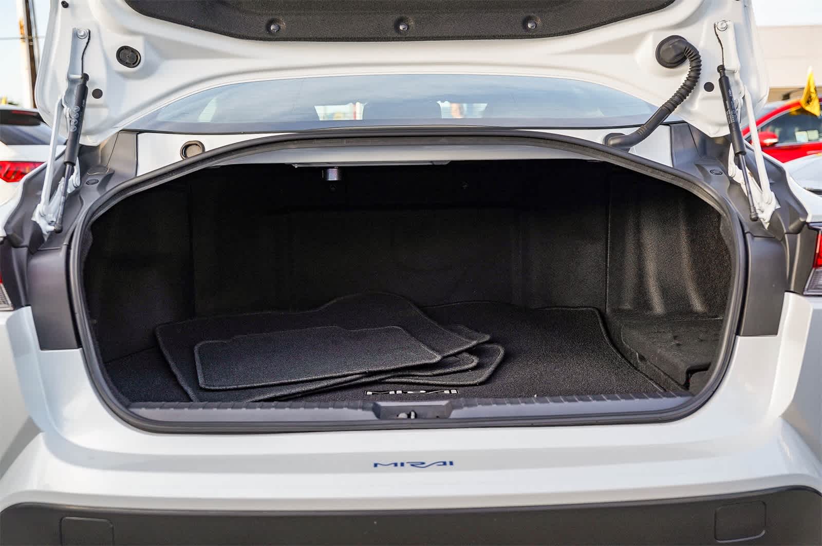 Thumbnail: 2023 Toyota Mirai - 25