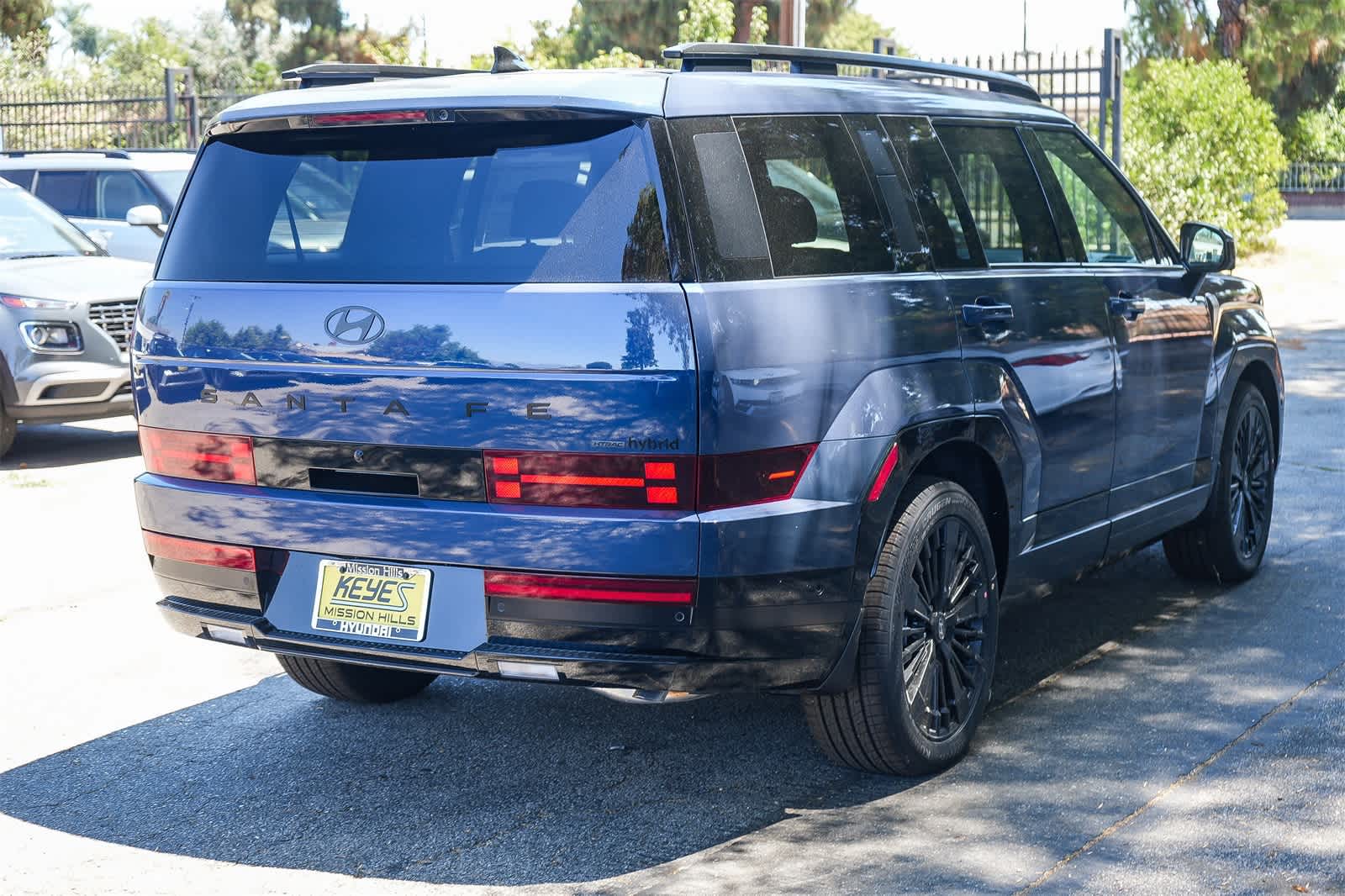 Thumbnail: 2025 Hyundai Santa Fe - 4