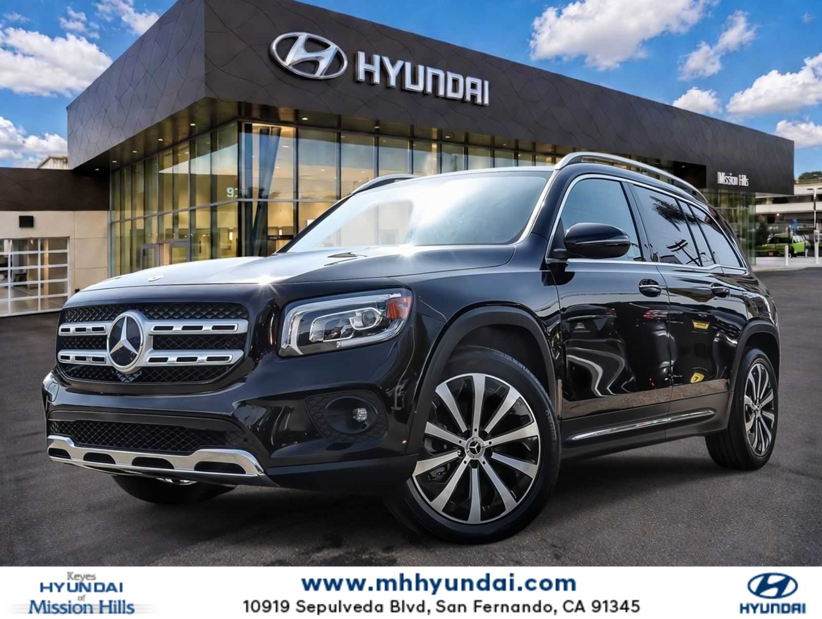 2022 Mercedes-Benz GLB 250 -
                  San Fernando, CA