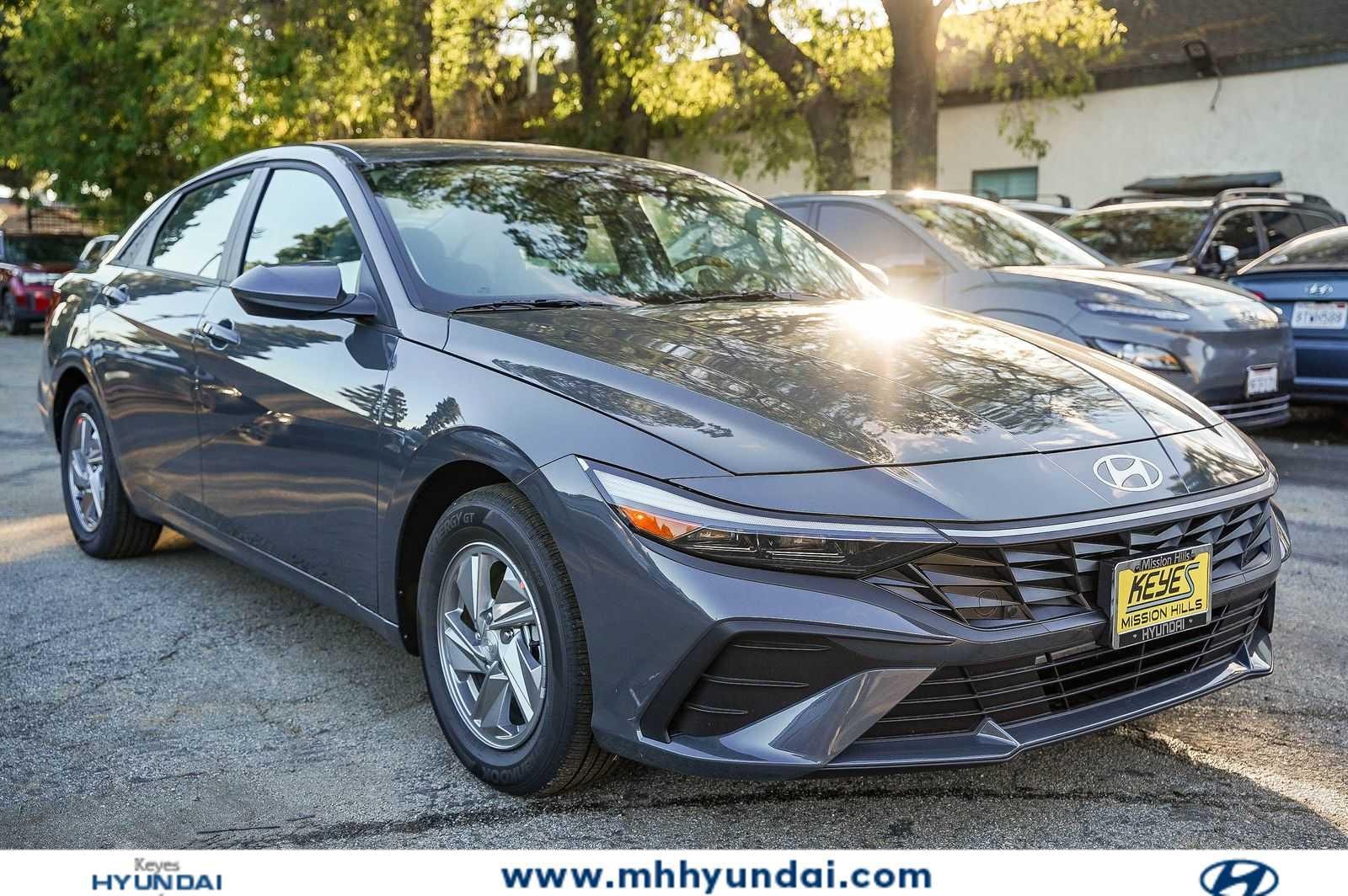 Thumbnail: 2026 Hyundai Elantra - 3