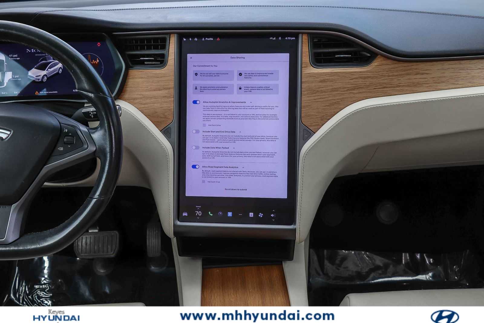 Thumbnail: 2019 Tesla Model X - 12