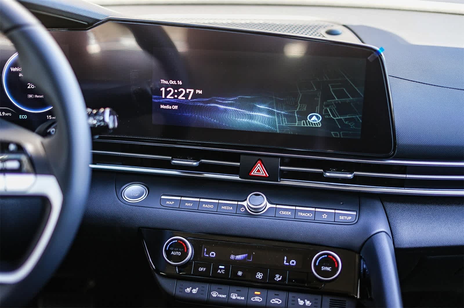 Thumbnail: 2025 Hyundai Elantra - 17