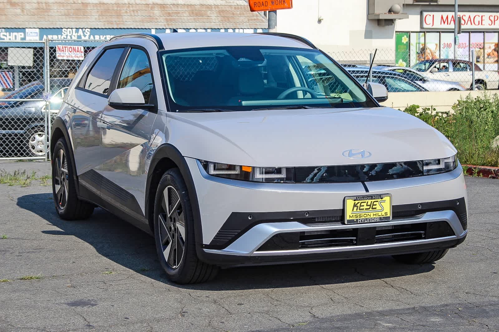 2025 Hyundai Ioniq 5 SEL 3