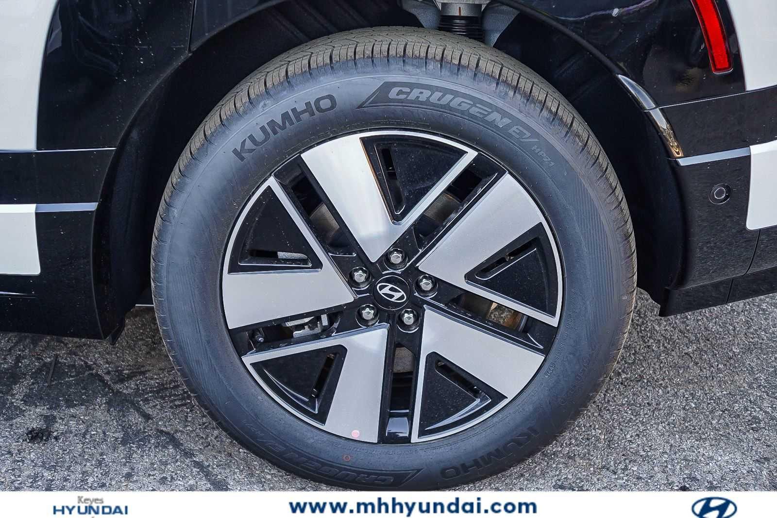 Thumbnail: 2026 Hyundai Ioniq - 11