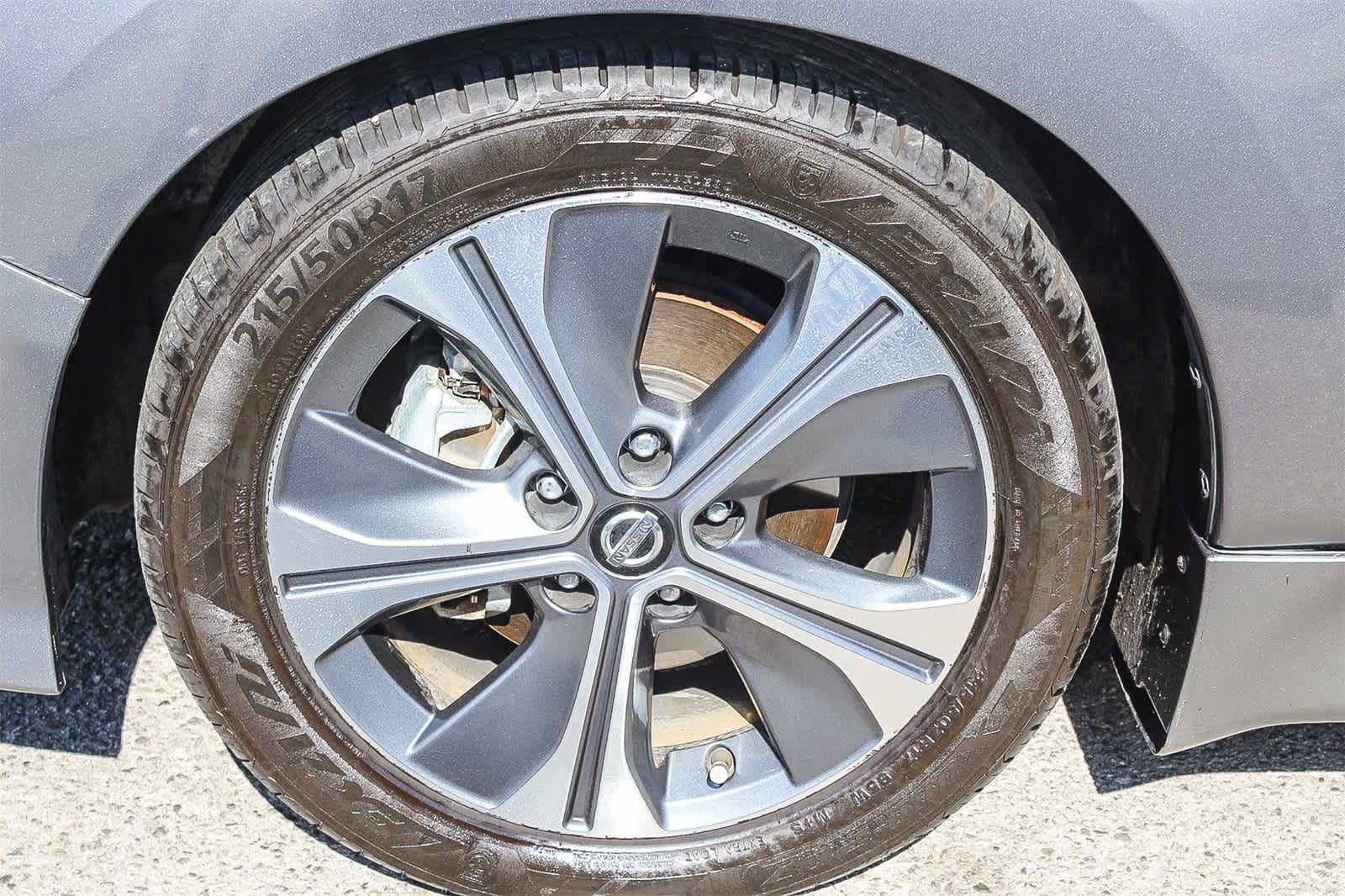 Thumbnail: 2019 Nissan Leaf - 9