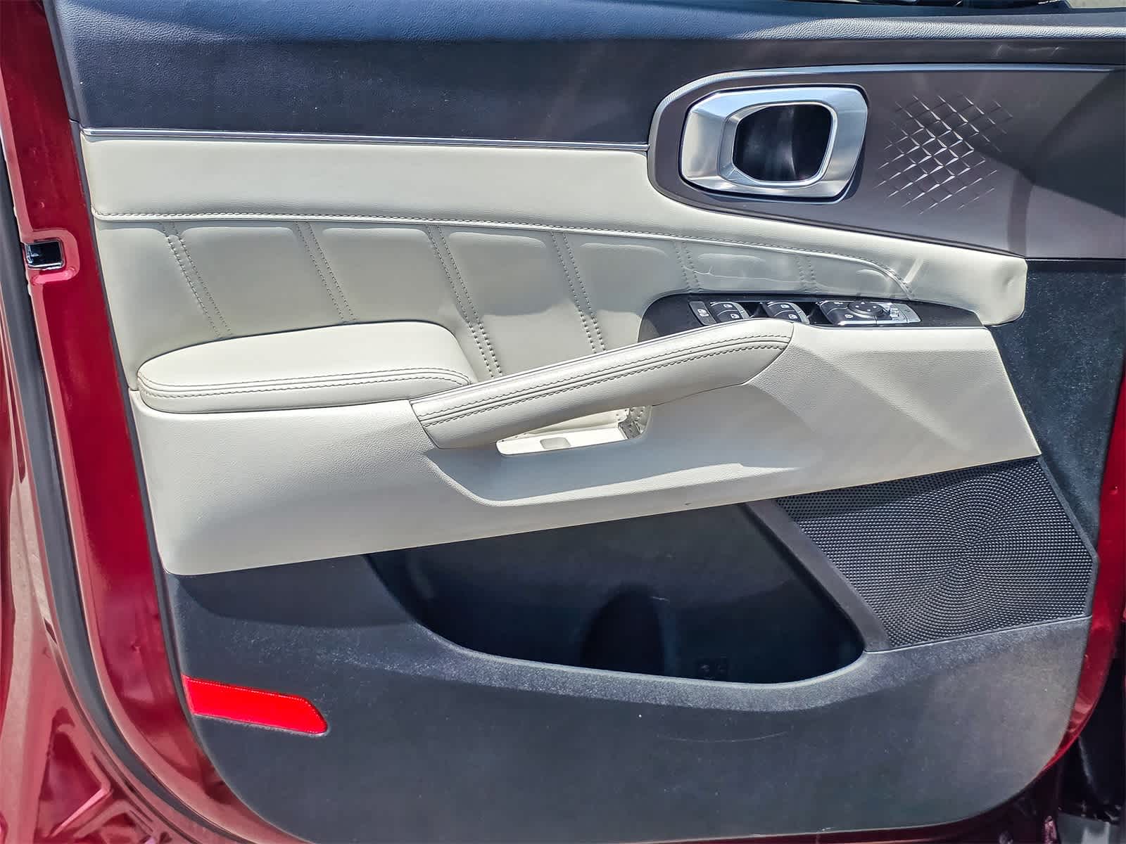 Thumbnail: 2024 Kia Sorento - 21