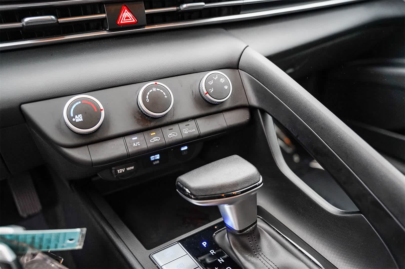 Thumbnail: 2025 Hyundai Elantra - 22