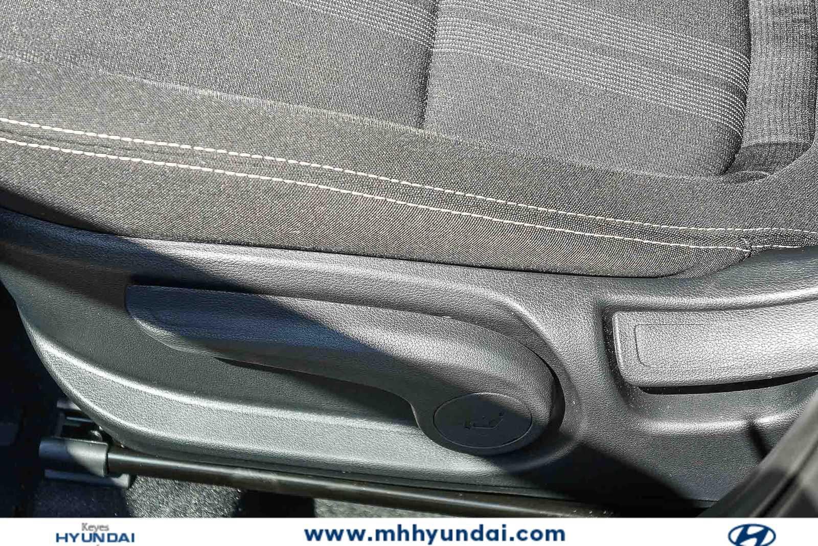 Thumbnail: 2026 Hyundai Venue - 25