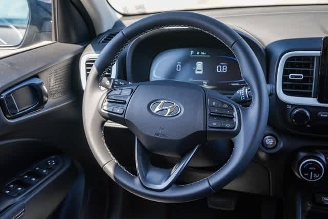 2024 Hyundai Venue Limited 16