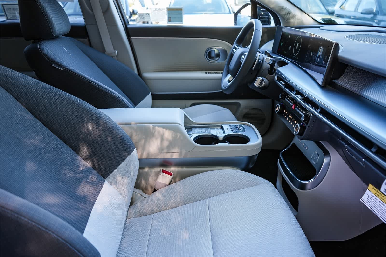 Thumbnail: 2026 Hyundai Ioniq - 23