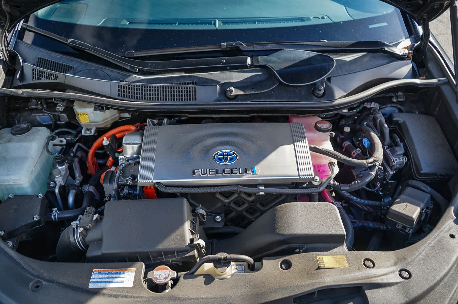 Thumbnail: 2017 Toyota Mirai - 27