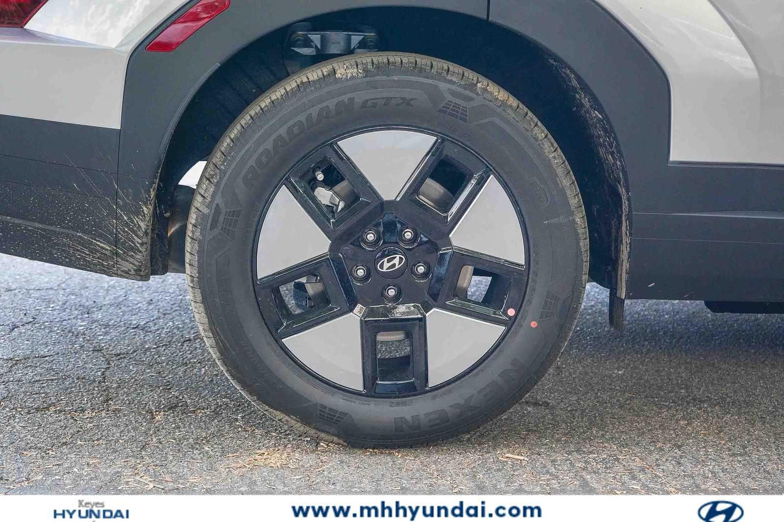 Thumbnail: 2026 Hyundai Santa Fe - 5