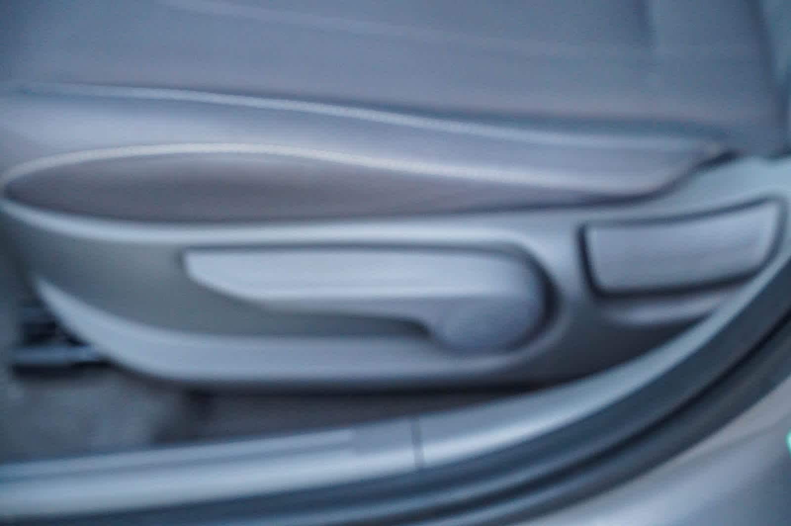 Thumbnail: 2023 Hyundai Elantra - 15