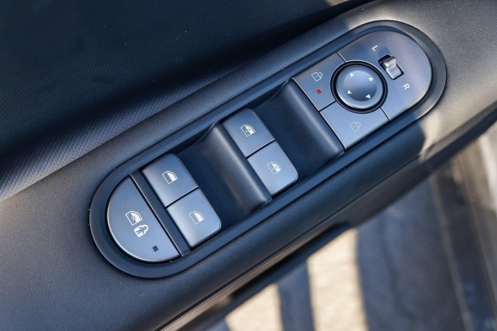 Thumbnail: 2026 Hyundai Ioniq 5 - 25