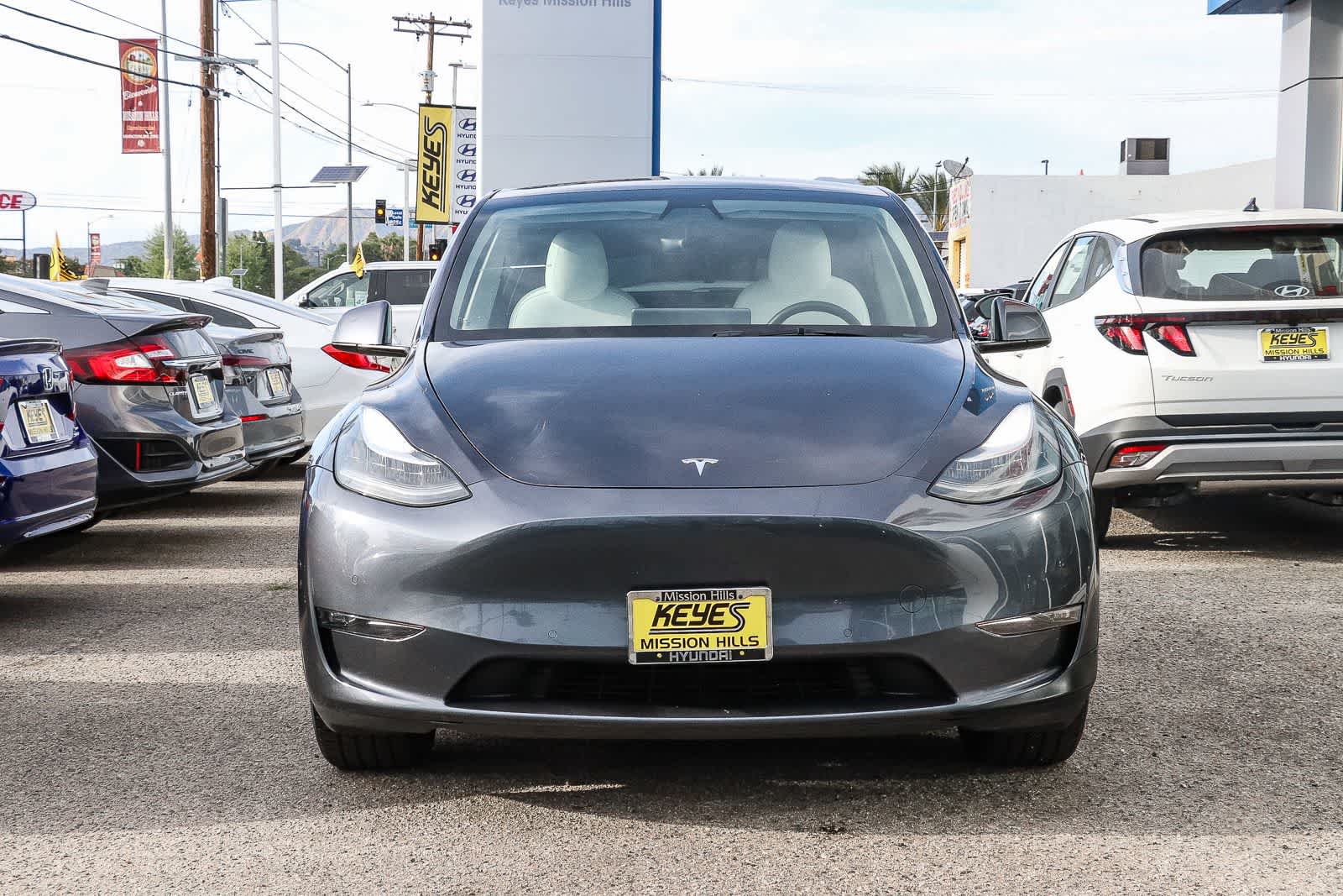 Used 2021 Tesla Model Y Long Range with VIN 5YJYGDEE2MF210147 for sale in Los Angeles, CA