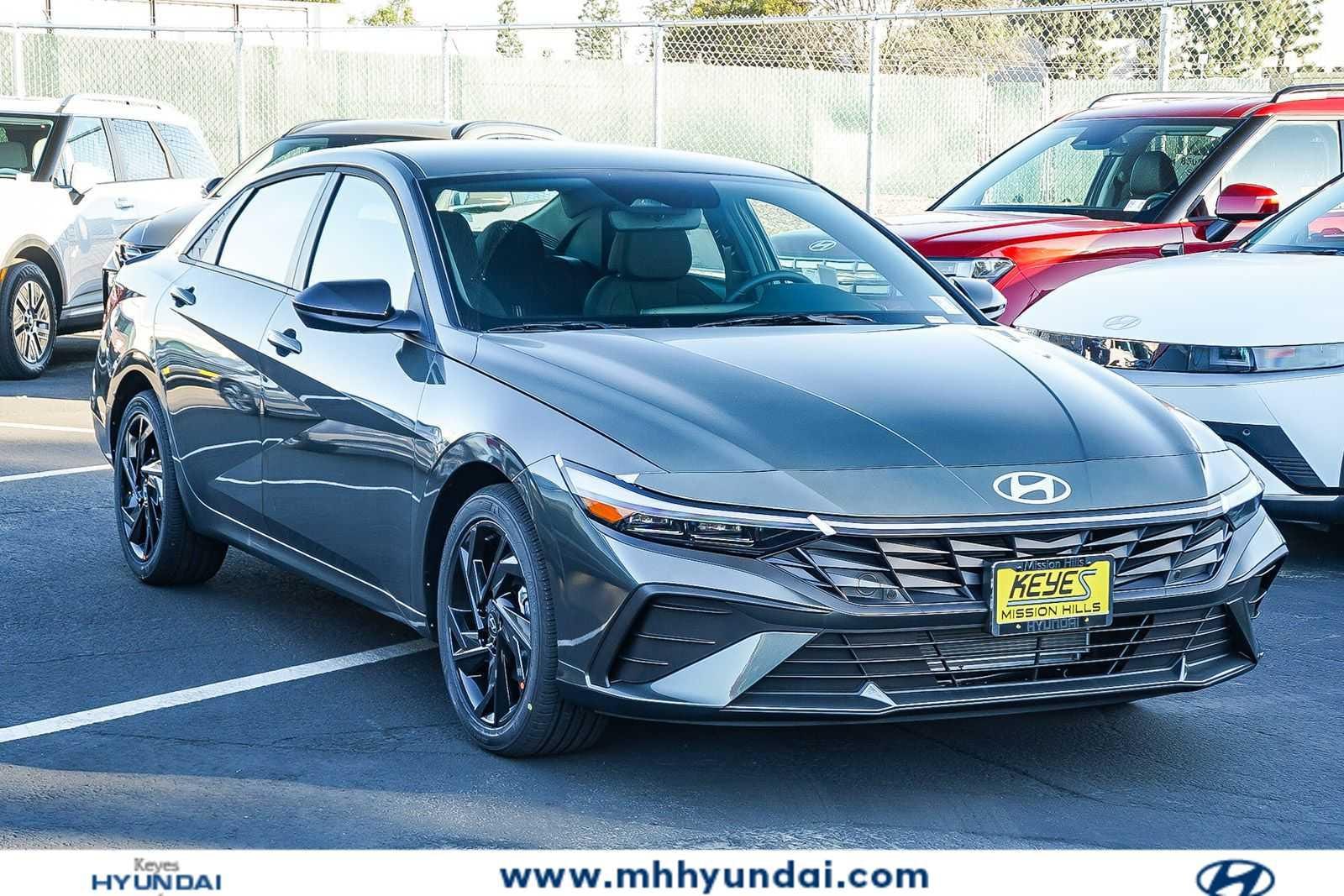 Thumbnail: 2026 Hyundai Elantra - 3