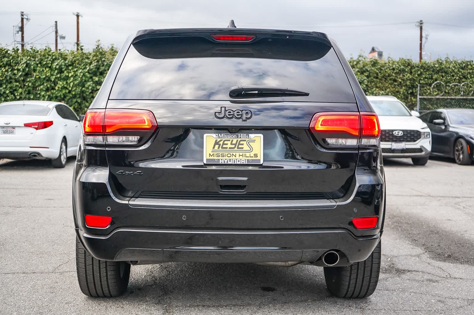 Thumbnail: 2020 Jeep Grand Cherokee - 7