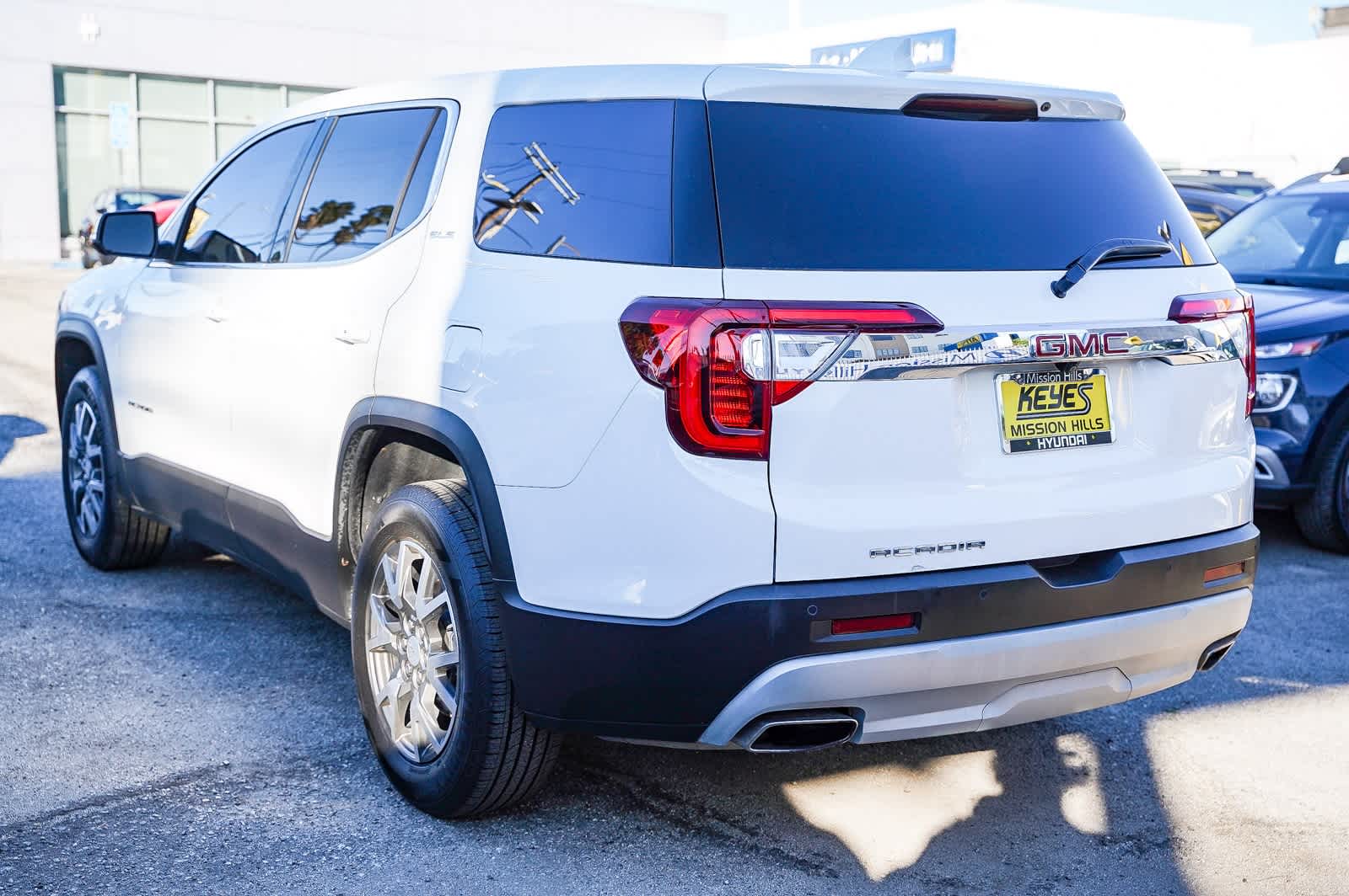 Thumbnail: 2022 GMC Acadia - 10