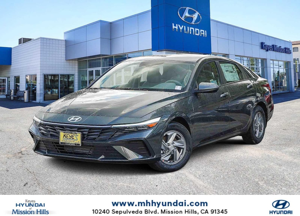 New 2026 Hyundai Elantra SE Sedan
