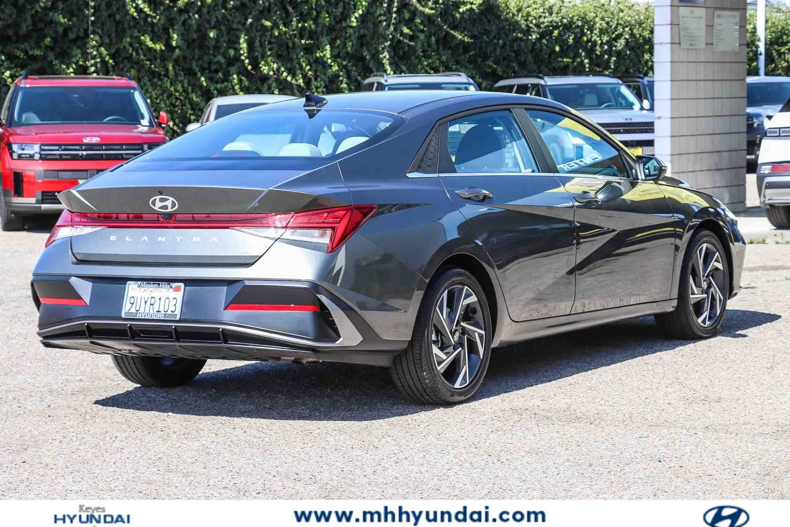 Thumbnail: 2025 Hyundai Elantra - 3