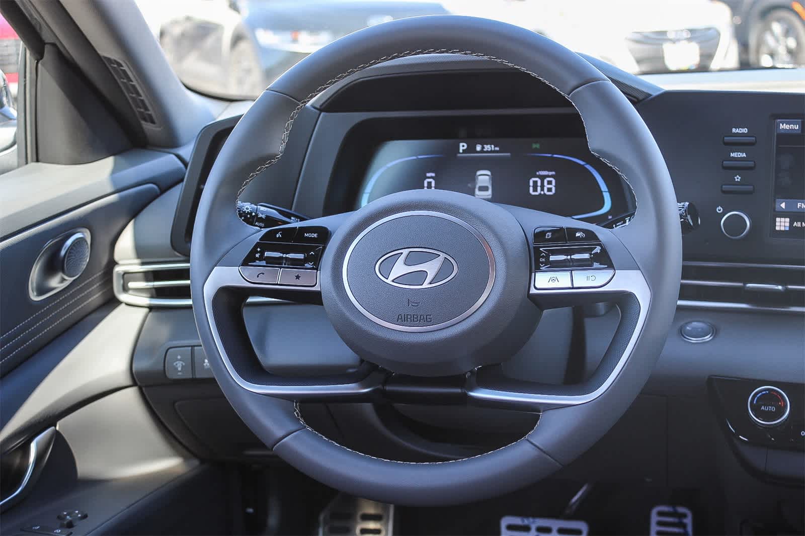 Thumbnail: 2025 Hyundai Elantra - 15