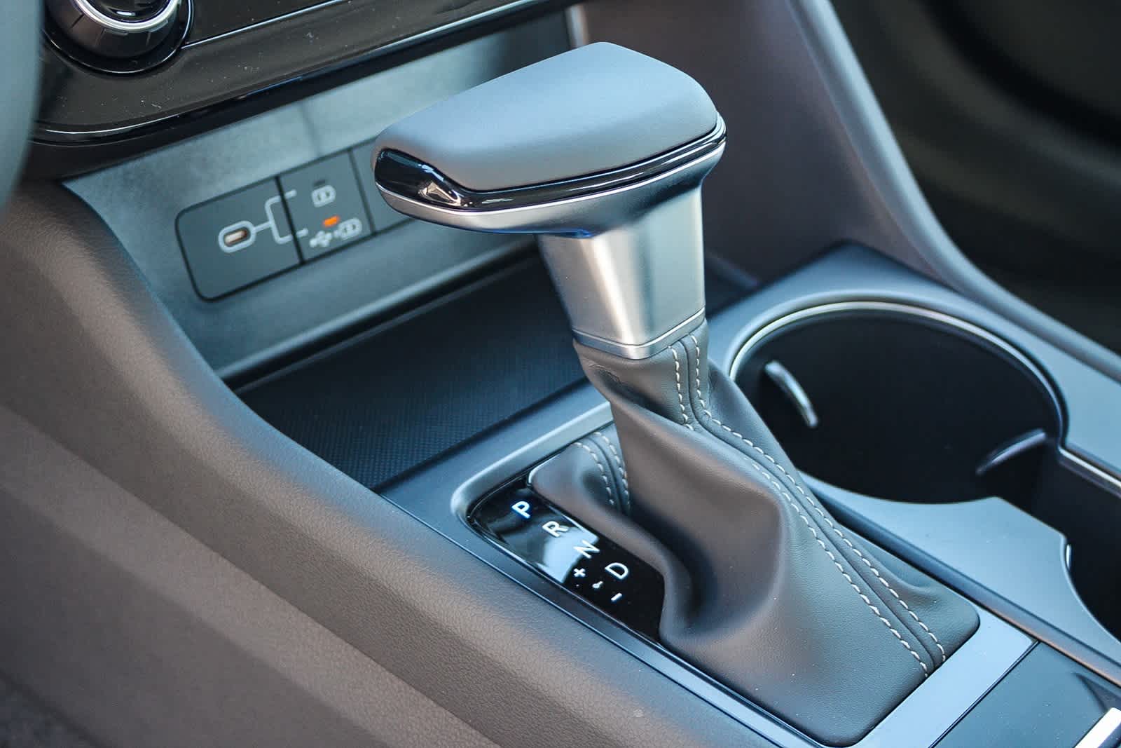 2025 Hyundai Sonata SE 20