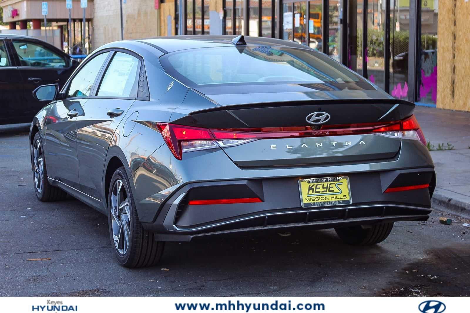 Thumbnail: 2025 Hyundai Elantra - 6