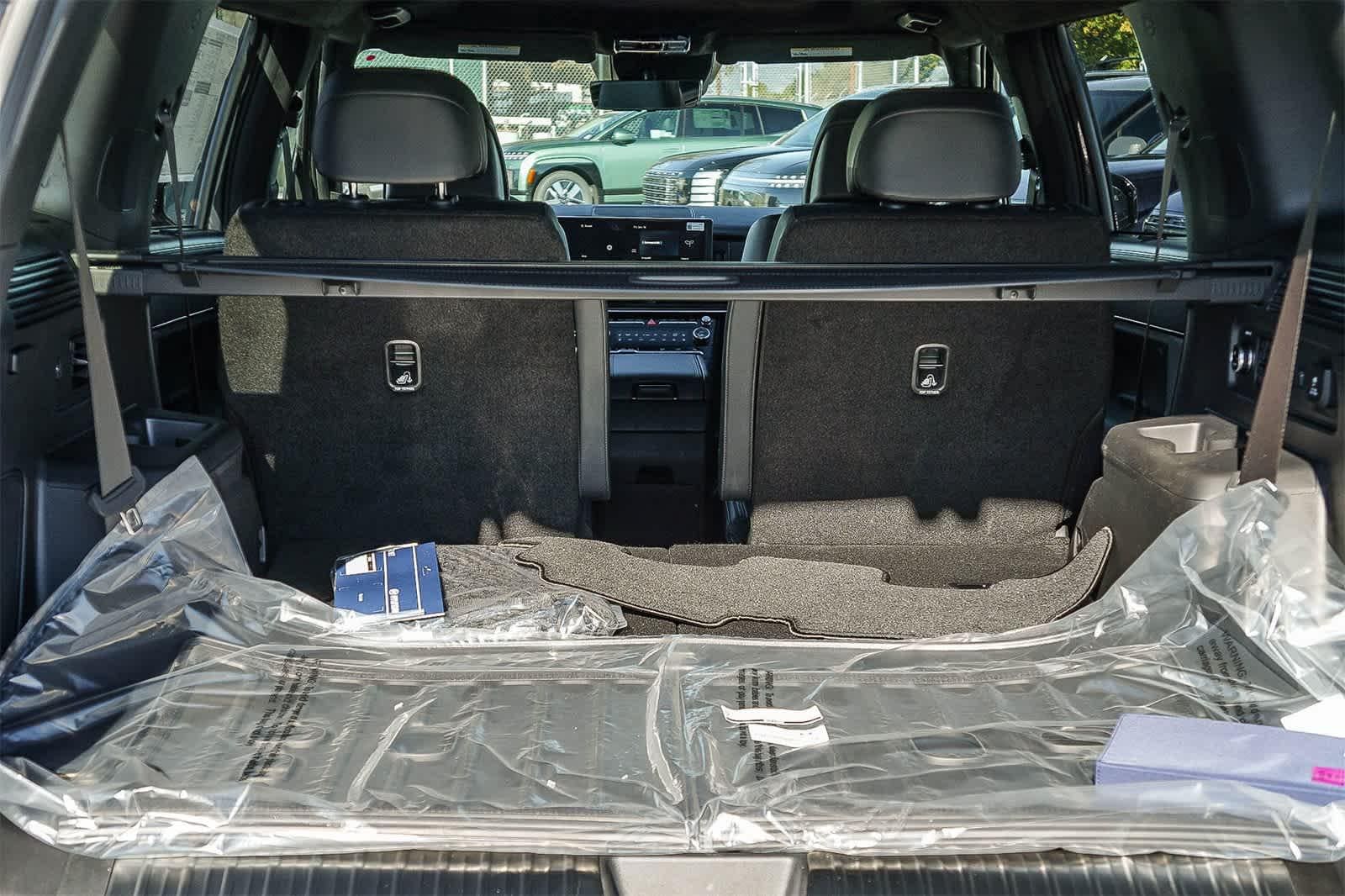 Thumbnail: 2026 Hyundai Santa Fe - 12