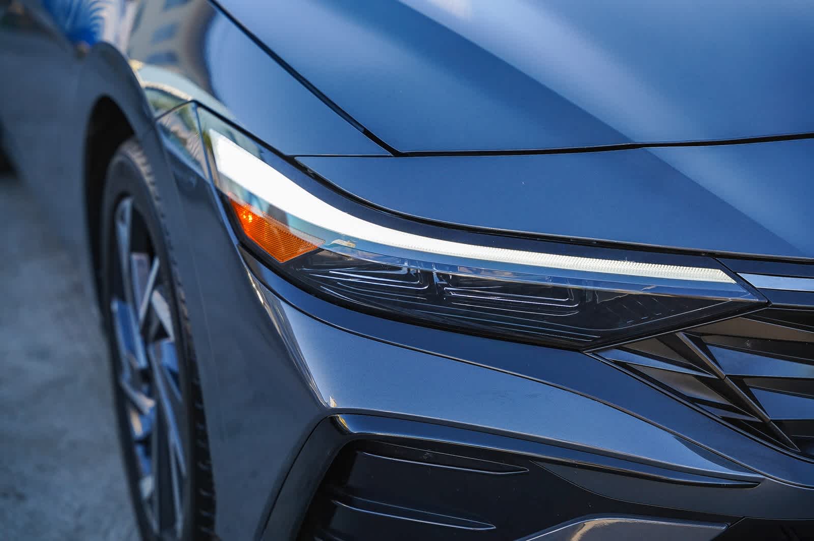 Thumbnail: 2024 Hyundai Elantra - 4