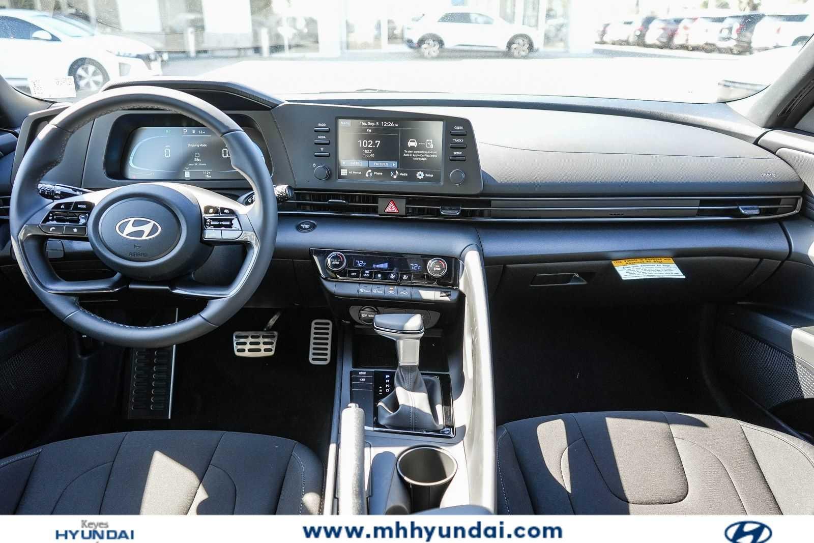 Thumbnail: 2025 Hyundai Elantra - 14