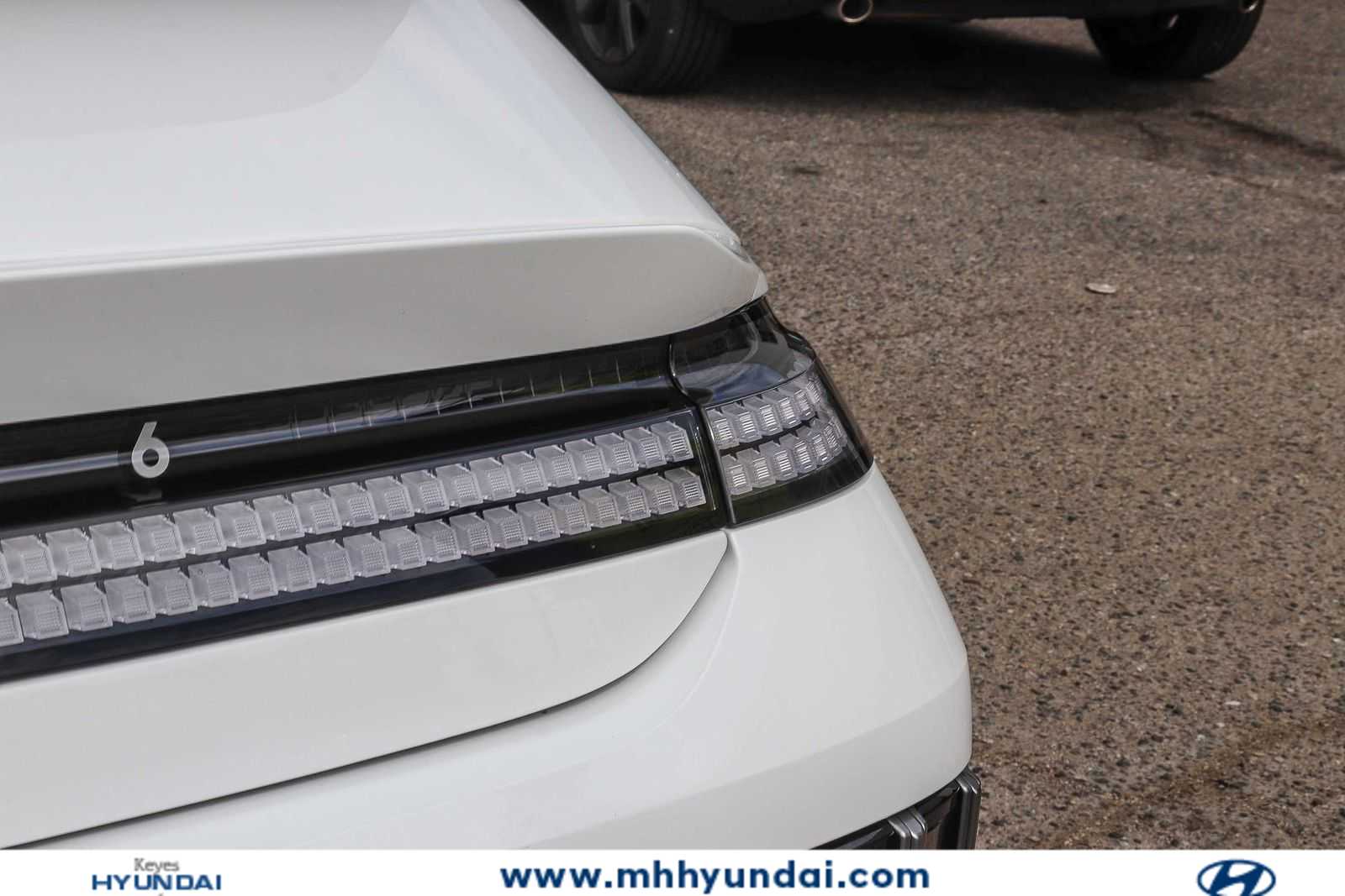 Thumbnail: 2024 Hyundai Ioniq 6 - 9