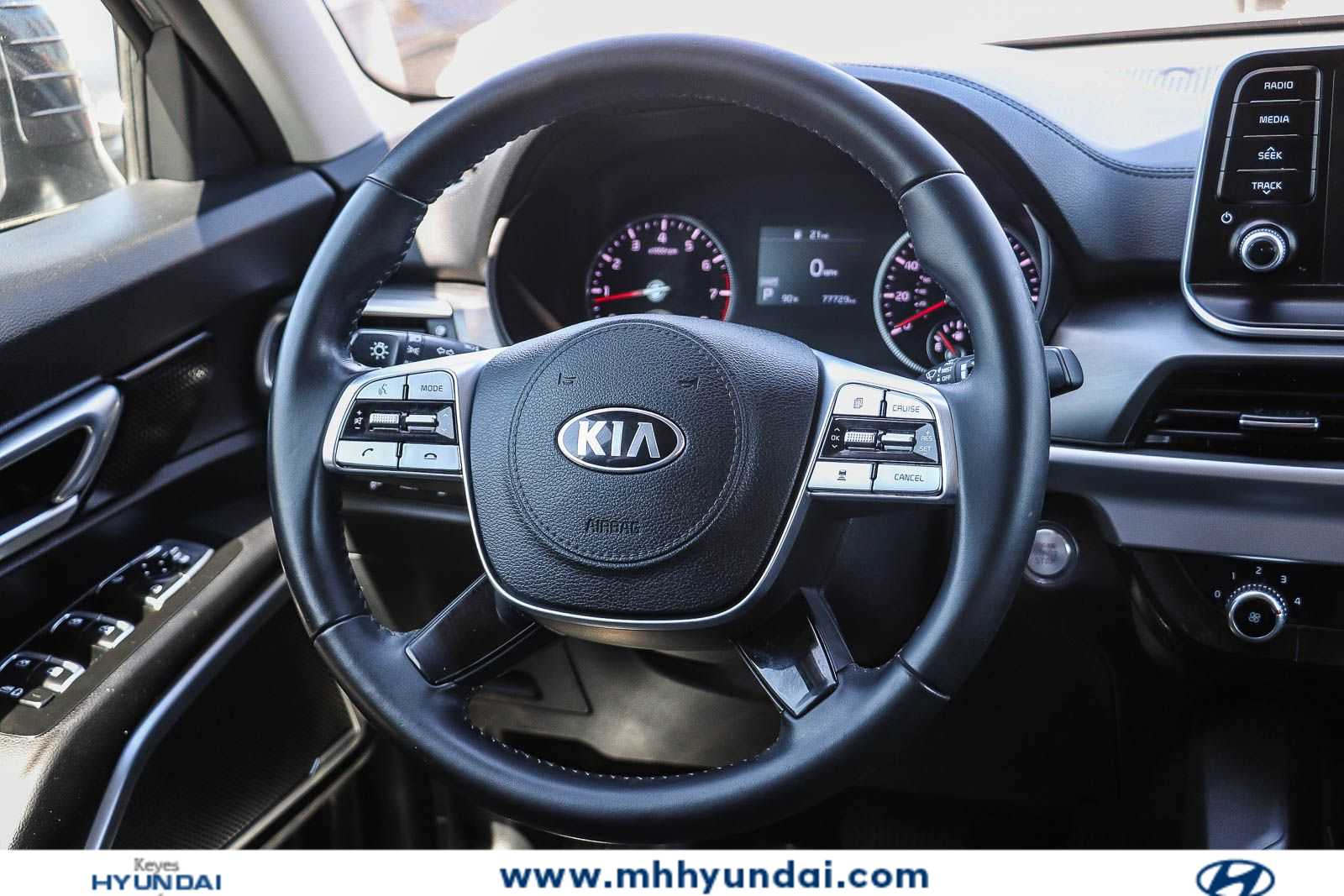 Thumbnail: 2020 Kia Telluride - 10