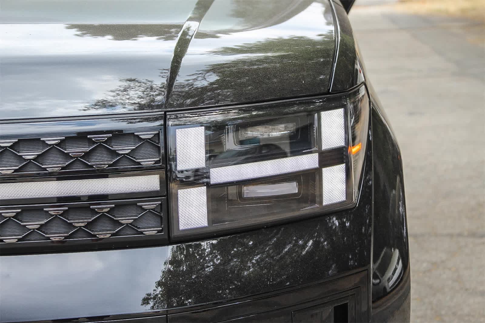 Thumbnail: 2025 Hyundai Santa Fe - 8